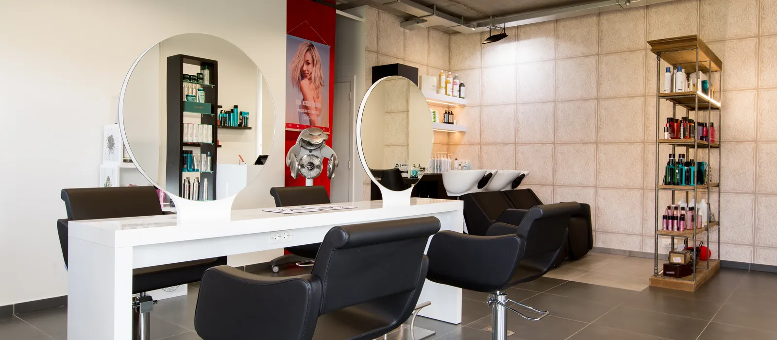 1763814837-Newport Hair (1)